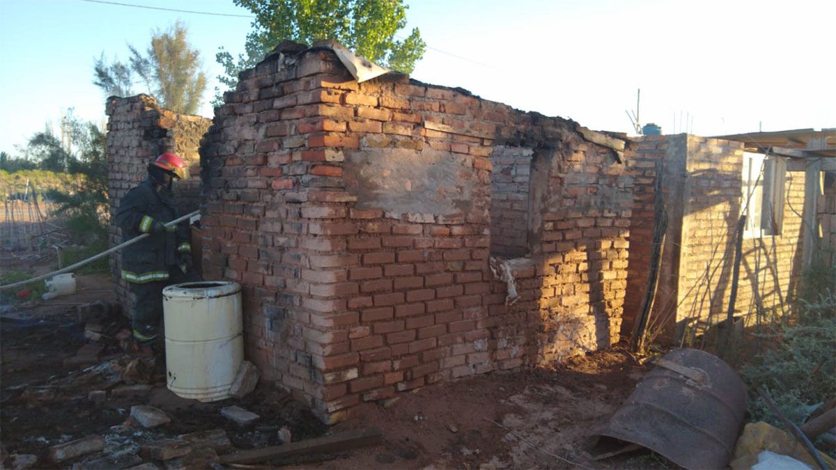 Un hombre murió en un incendio en su casa de Jocolí