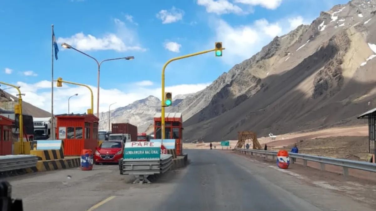 Los cortes programados en el Paso Cristo Redentor serán en la noche los días 2, 3, 4, 5 9 y 10 de diciembre por reparaciones en el túnel. Imagen ilustrativa. Los cortes programados en el Paso Cristo Redentor serán en la noche los días 2, 3, 4, 5 9 y 10 de diciembre por reparaciones en el túnel. Imagen ilustrativa.