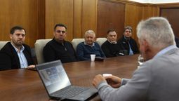El encuentro de minería con participantes del sector público y privado.