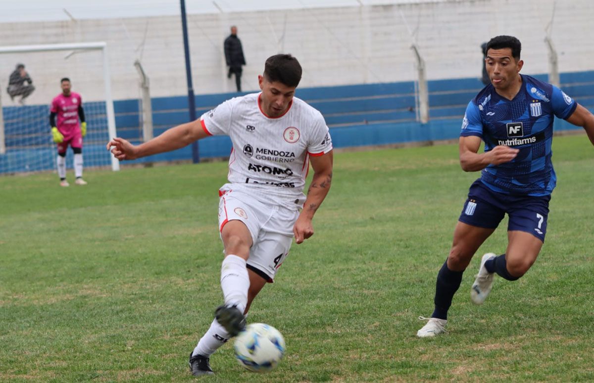 Huracán sumó un punto en Cordoba. Huracán sumó un punto en Cordoba.
