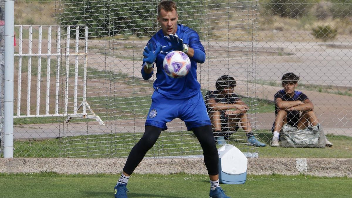 Diego Rodríguez el capitán y referente de Godoy Cruz.