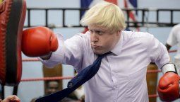 El Parlamento demora su decisión sobre el Brexit en un duro golpe a Johnson