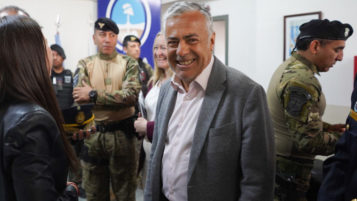 Cornejo viajó a Buenos Aires en el arranque de la semana y trazó lineamientos de campaña. 