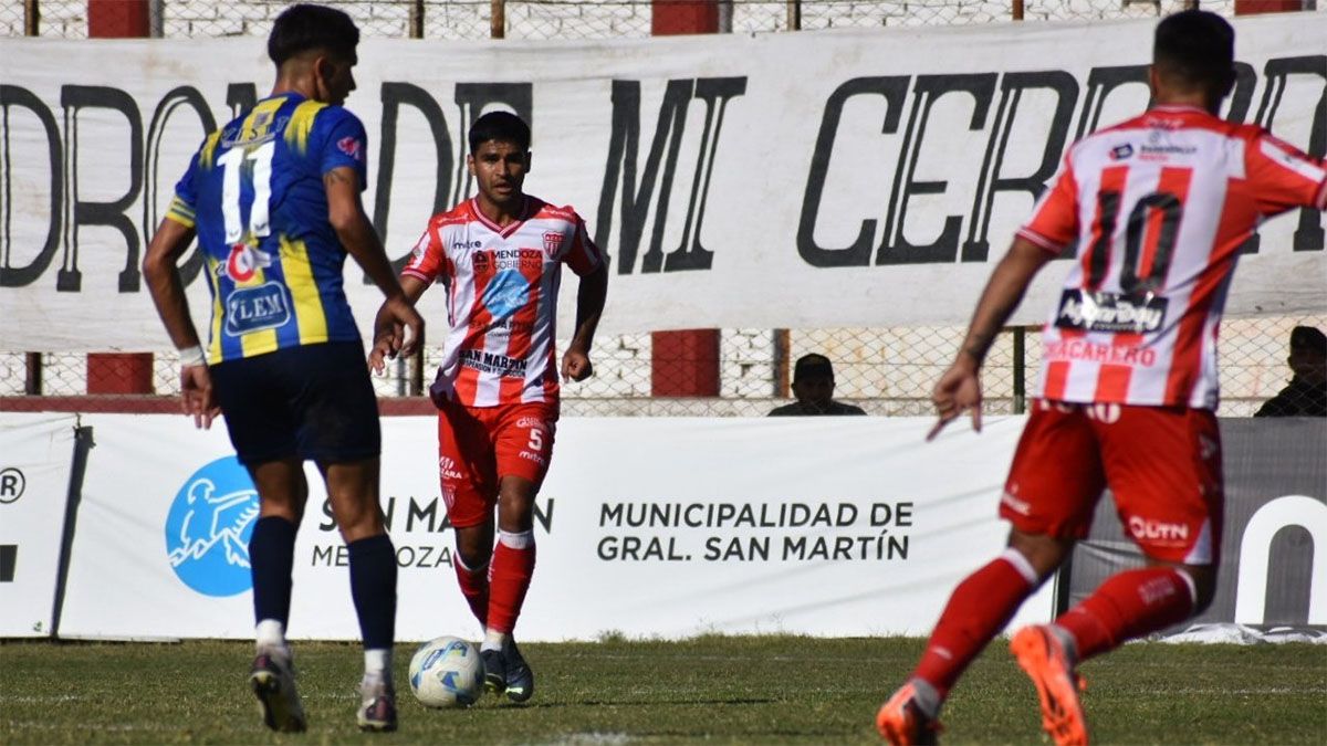Atlético San Martín empató sin goles con Juventud Unida, en el Este.