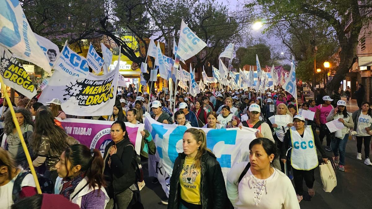 La marcha del 28S se definió tras varias asambleas luego de los resultados del 13 de agosto que favorecieron a Javier Milei. La marcha del 28S se definió tras varias asambleas luego de los resultados del 13 de agosto que favorecieron a Javier Milei.