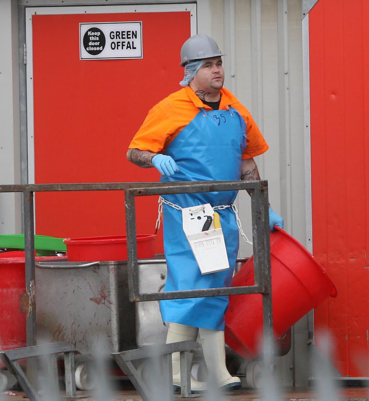 Ganó la lotería a los 19 años y se hizo millonario, pero terminó recolectando basura Ganó la lotería a los 19 años y se hizo millonario, pero terminó recolectando basura