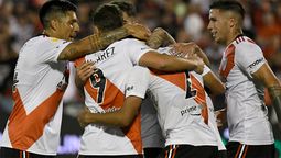 River recibe a Racing en el clásico y busca quedar solo en la cima