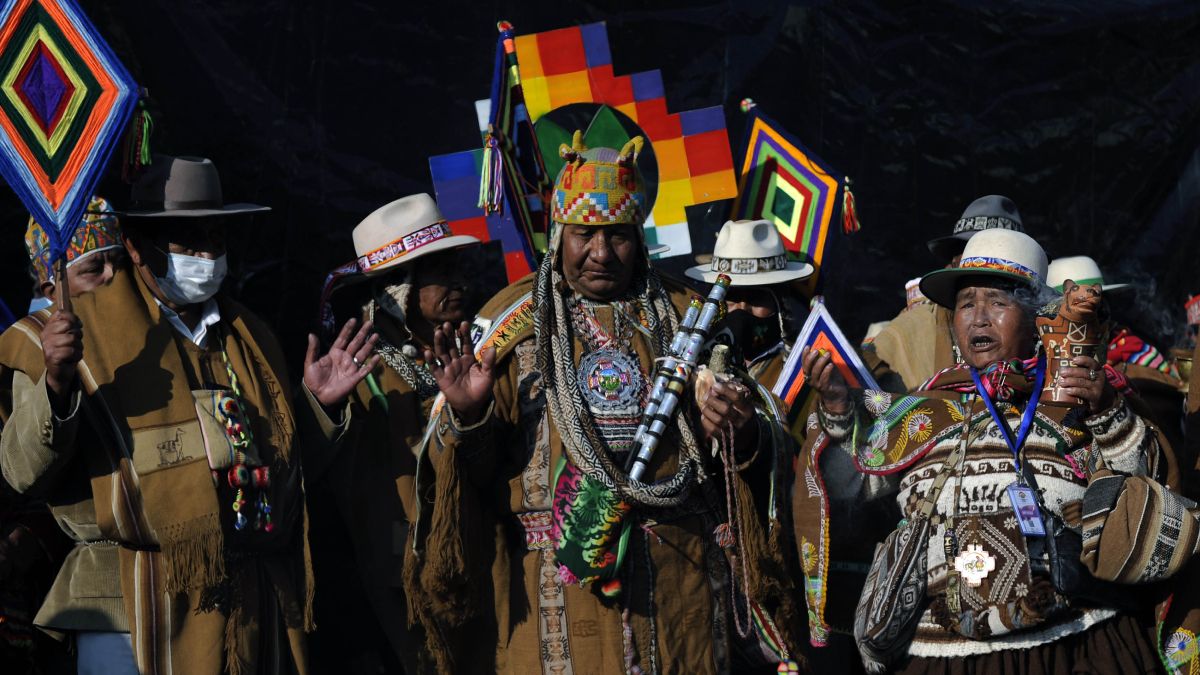 Todo el colorido de un pueblo boliviano que celebró a su manera