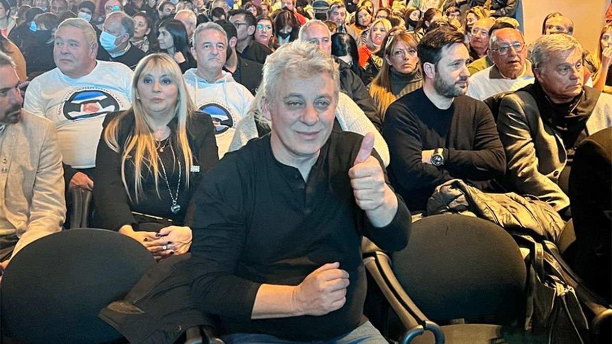 Según una encuesta que habría hecho un sector del peronismo en San Martín, el dirigente del PJ que más mide en intención de voto, es el ex intendente Jorge Omar Giménez.