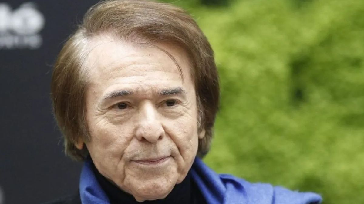 Raphael internado: el cantautor español sufrió un ACV mientras era entrevistado por un medio de Madrid Raphael internado: el cantautor español sufrió un ACV mientras era entrevistado por un medio de Madrid