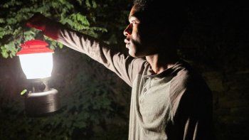 Estreno: Viene de noche