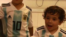 ¡Son muy cracks! El cantito desaforado de los hijos de Messi