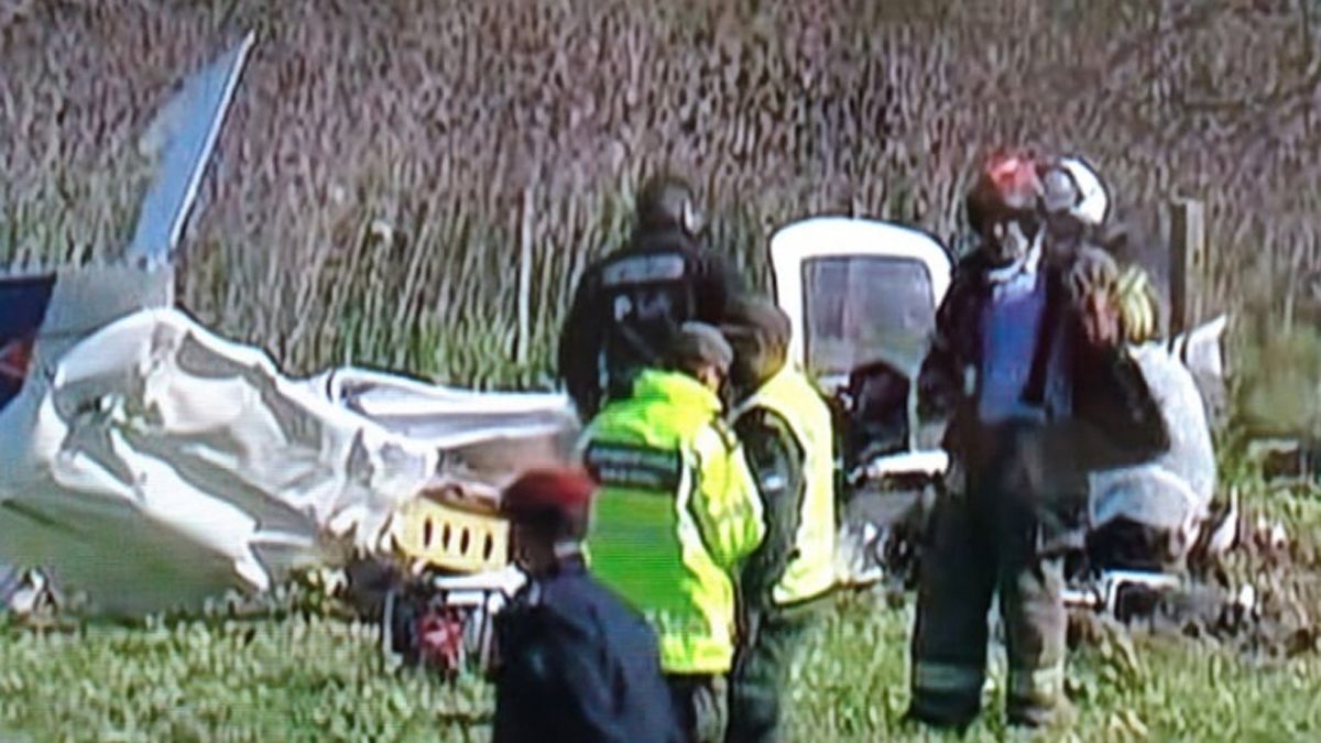 Cayó una avioneta en cercanías de la autopista Buenos Aires-La Plata: hay dos muertos