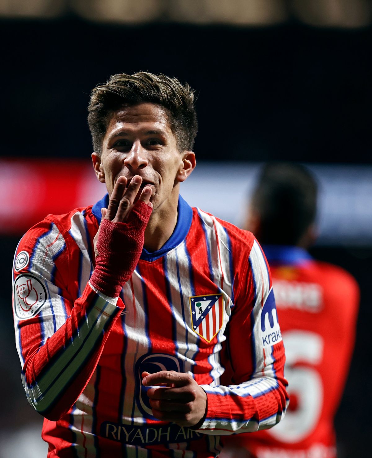 Diego Simeone habló de la figura de su hijo Giuliano, clave en el triunfo del Atlético Madrid. Diego Simeone habló de la figura de su hijo Giuliano, clave en el triunfo del Atlético Madrid.