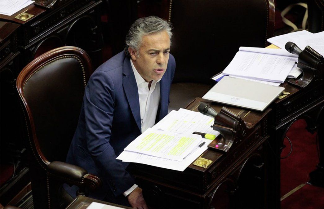 Alfredo Cornejo le apuntó a Cristina.