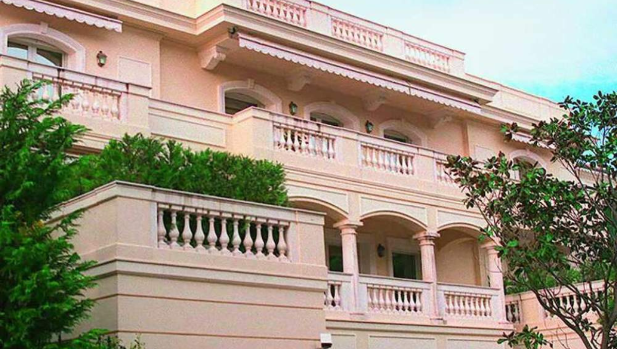 Así es la lujosa mansión de Carolina de Mónaco ubicada en una residencia exclusiva Así es la lujosa mansión de Carolina de Mónaco ubicada en una residencia exclusiva