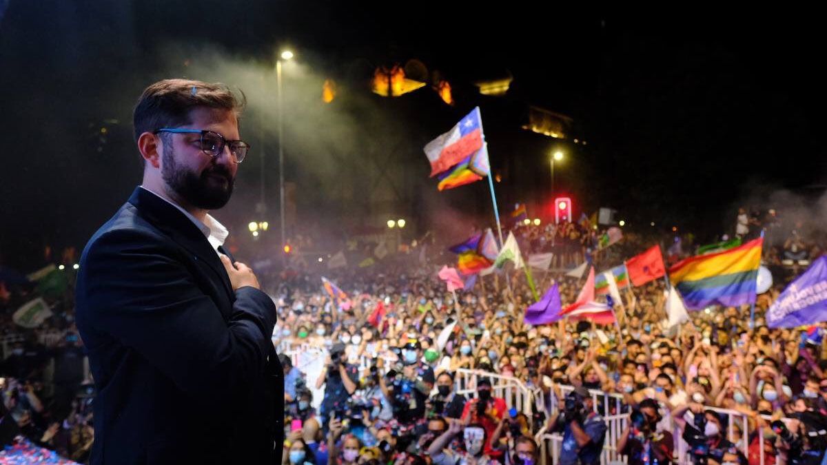 Gabriel Boric, electo presidente de Chile, que terminó con la alternancia entre la concertación y la centro derecha (Foto: cuenta de Gabriel Boric en Twitter)