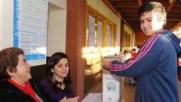 En Mendoza hay un importante porcentaje de jóvenes que manifestó su intención de ir a votar este domingo. En Mendoza hay un importante porcentaje de jóvenes que manifestó su intención de ir a votar este domingo.