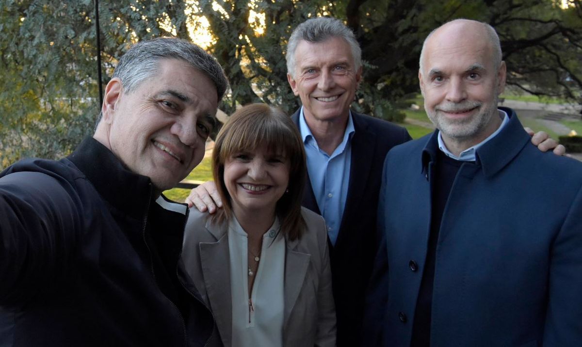 ¿Unidad forzada? Jorge Macri, Patricia Bullrich, Mauricio Macri y Horacio Rodríguez Larreta. ¿Unidad forzada? Jorge Macri, Patricia Bullrich, Mauricio Macri y Horacio Rodríguez Larreta.