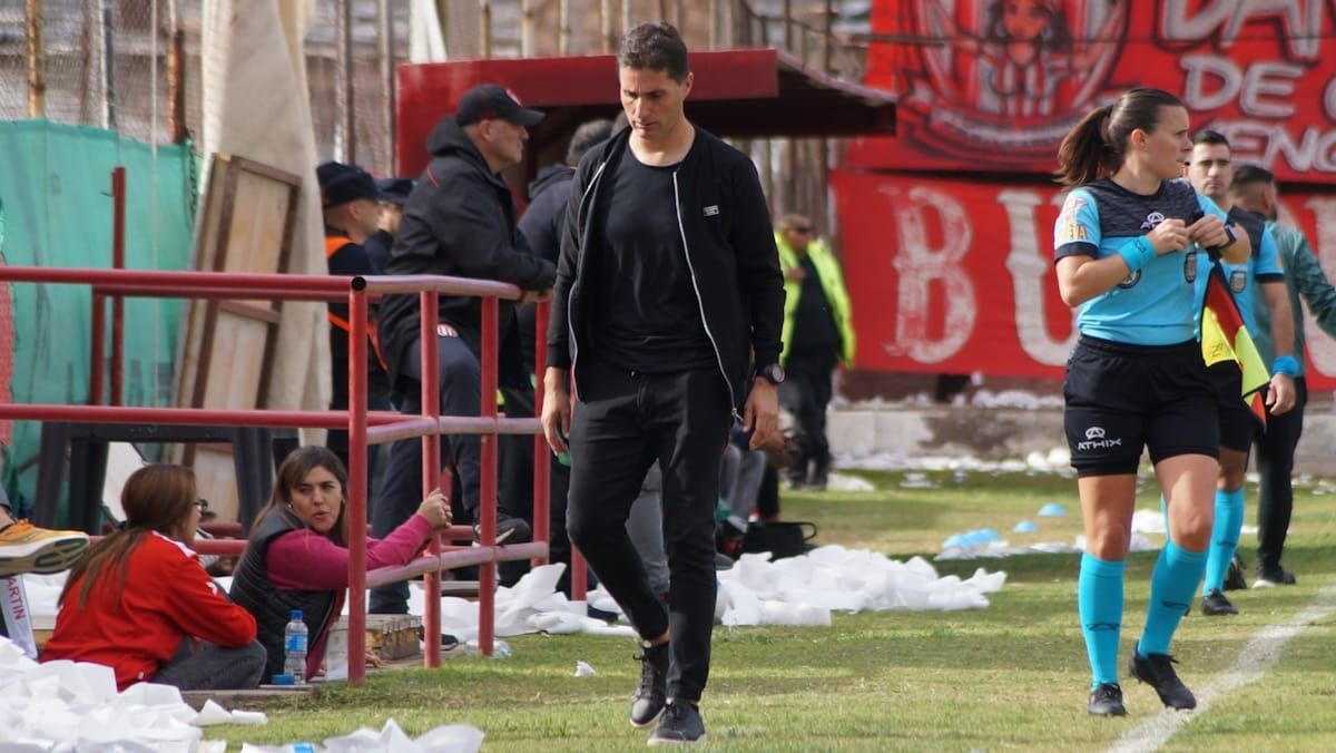 Hernán Vázquez se refirió al choque ante Gutiérrez Sport Club. Hernán Vázquez se refirió al choque ante Gutiérrez Sport Club.