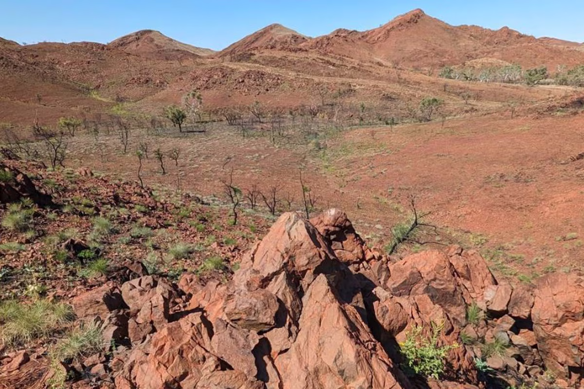 Descubren el cráter de meteorito más antiguo del mundo: tiene más de 3.500 milllones de años Descubren el cráter de meteorito más antiguo del mundo: tiene más de 3.500 milllones de años