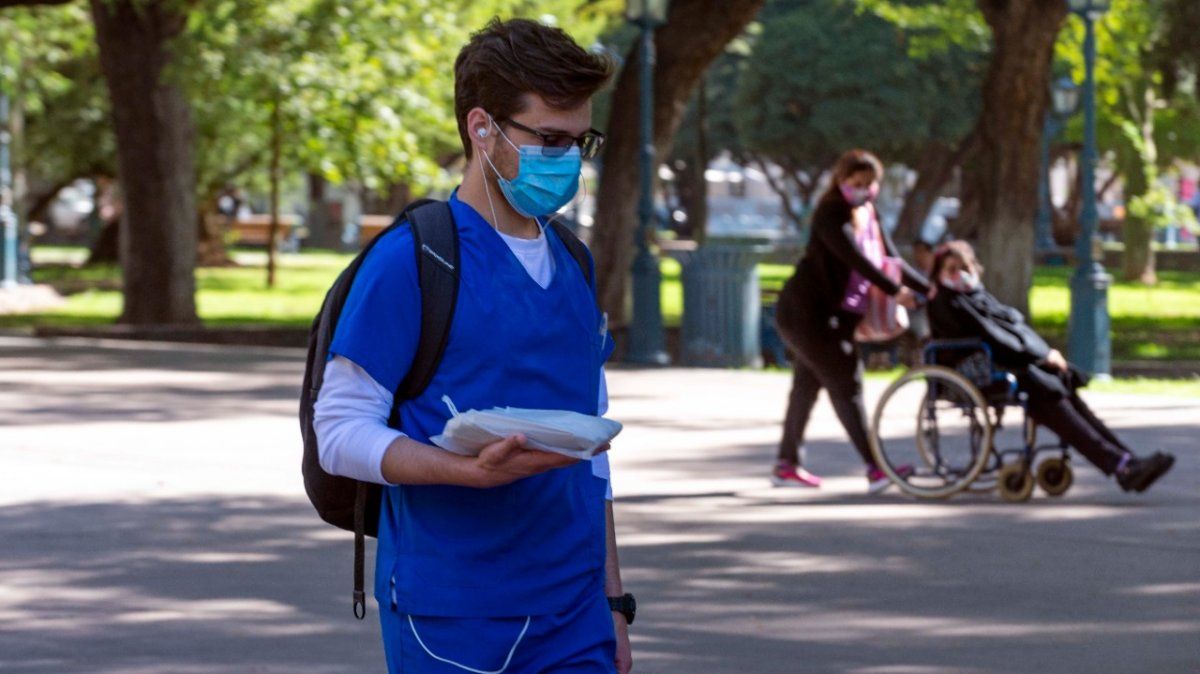 Según un especialista, la cepa Manaos del Covid-19 ya circula en el Gran Mendoza&nbsp;