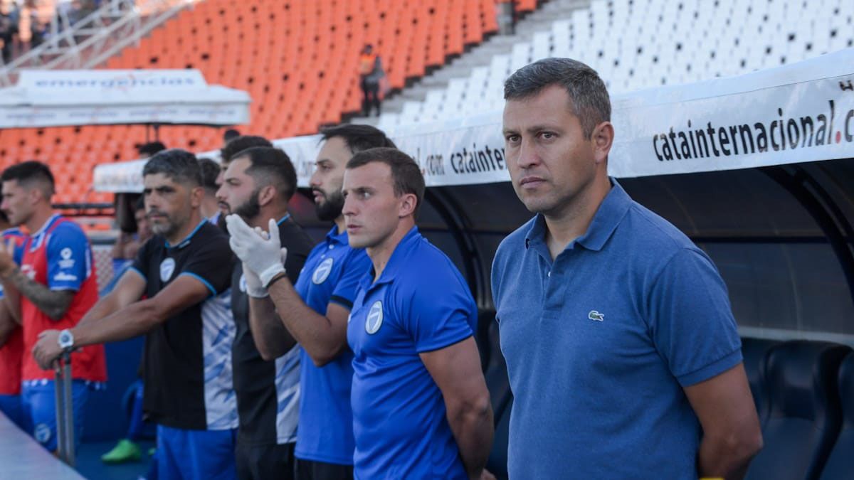 Diego Flores se siente con el apoyo suficiente para seguir en Godoy Cruz.