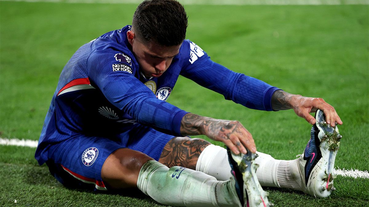 Enzo Fern&aacute;ndez tuvo una molestia en la ca&iacute;da del Chelsea.