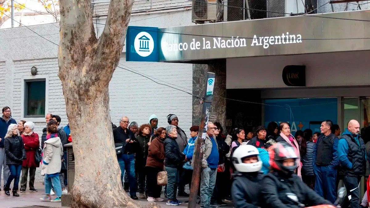 Aquellas personas que no son clientes del Banco Nación tiene estas líneas de créditos a disposición