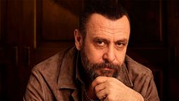 Nejat İşler es el protagonista de 10 días de un buen hombre, película que ya está en Netflix.