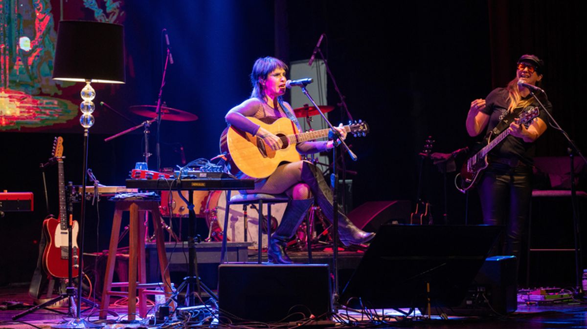 Fabiana Cantilo en el Teatro Plaza.