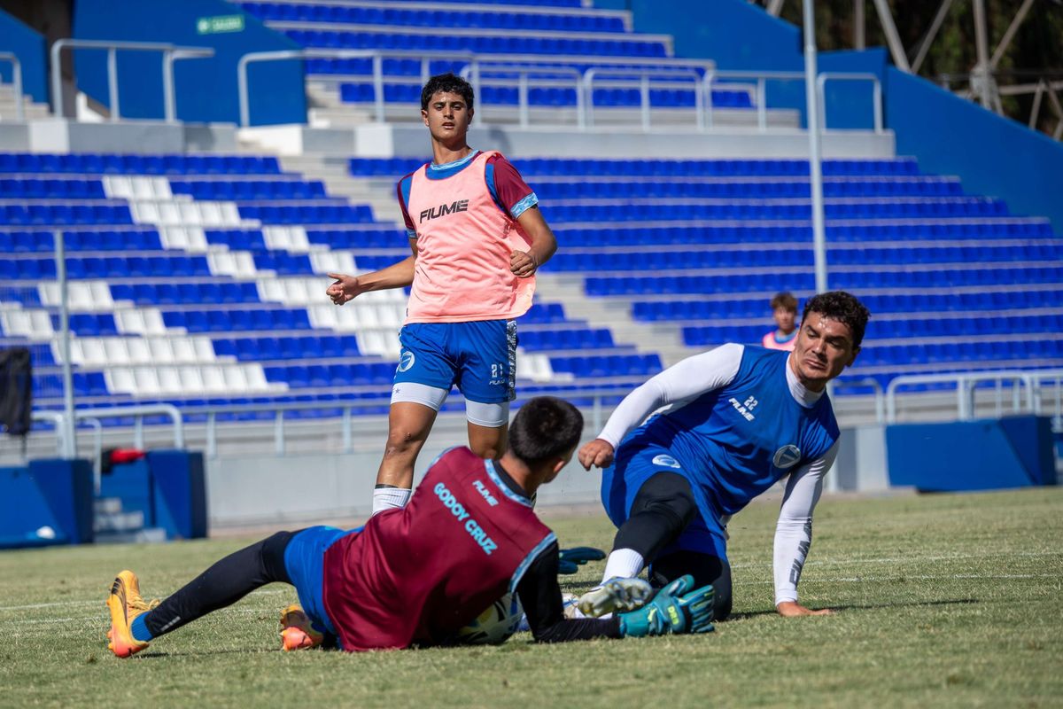 En el Feliciano Gambarte, la Primera se impuso ante el equipo de Reserva.