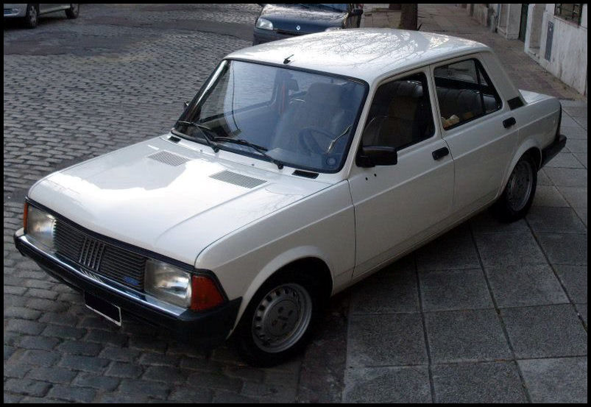 El Fiat Super Europa fue un modelo muy famoso en Argentina. El Fiat Super Europa fue un modelo muy famoso en Argentina.