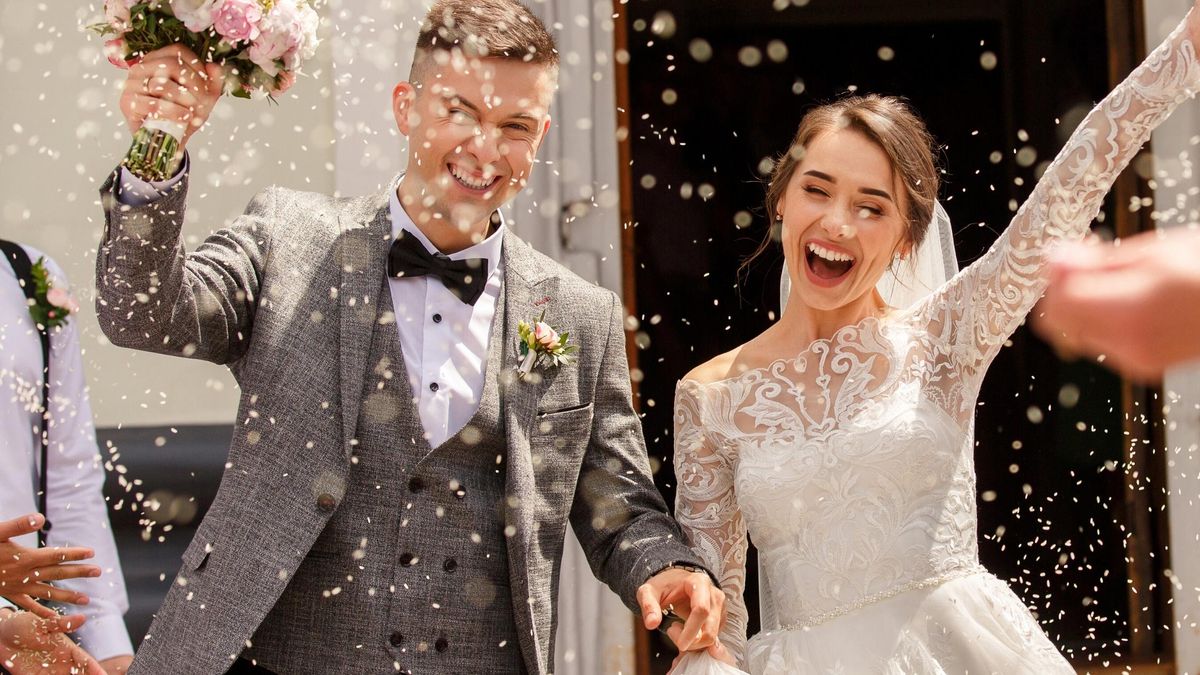 Tradiciones: por qué se tira arroz en las bodas