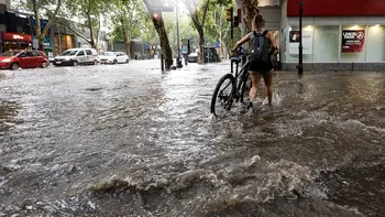 Alerta meteorológica por una ciclogénesis de tres días: tormentas de hasta 70 mm, ráfagas y la llegada de aire polar